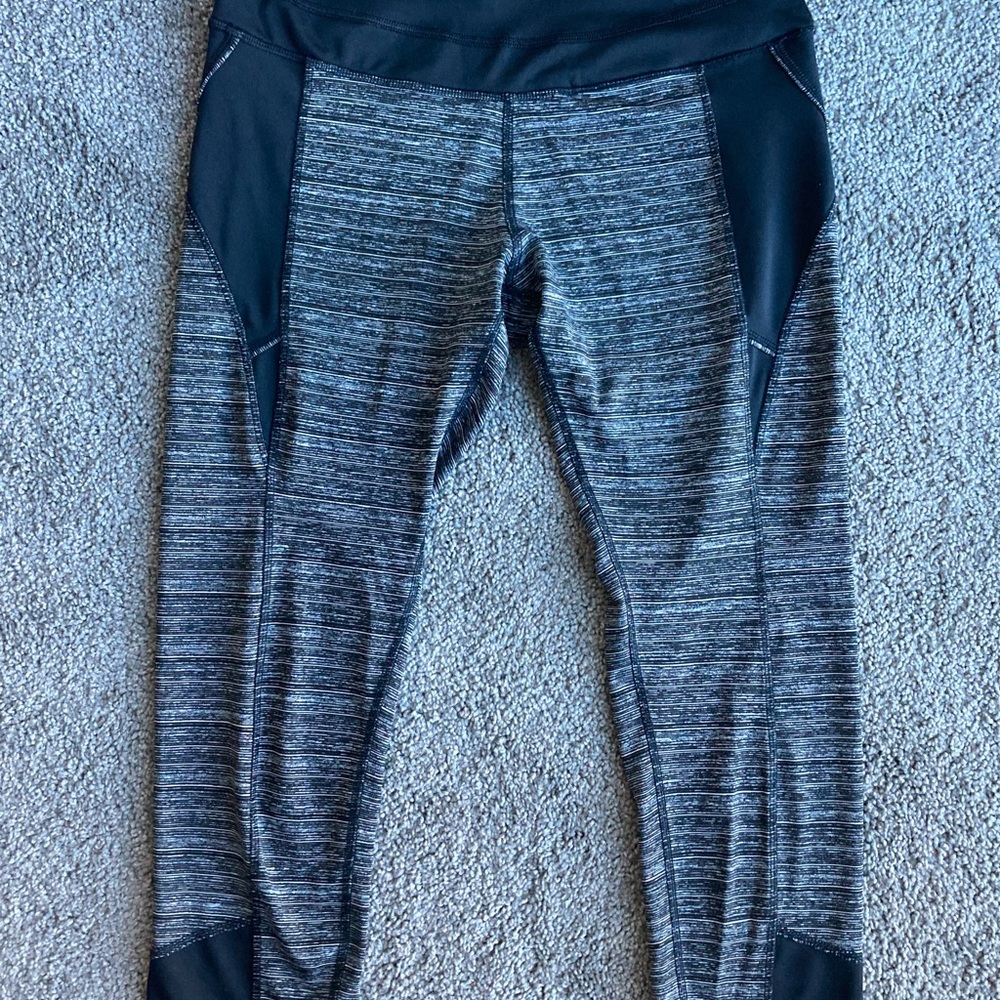 Mid-calf Leggings